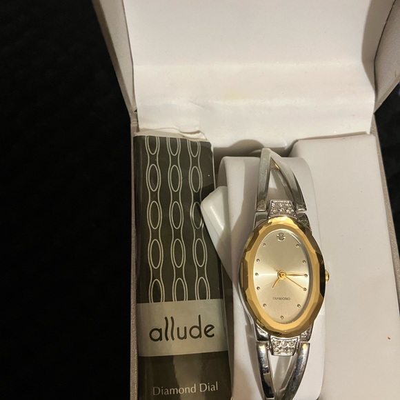 Allude diamond dial watch - Picture 4 of 4